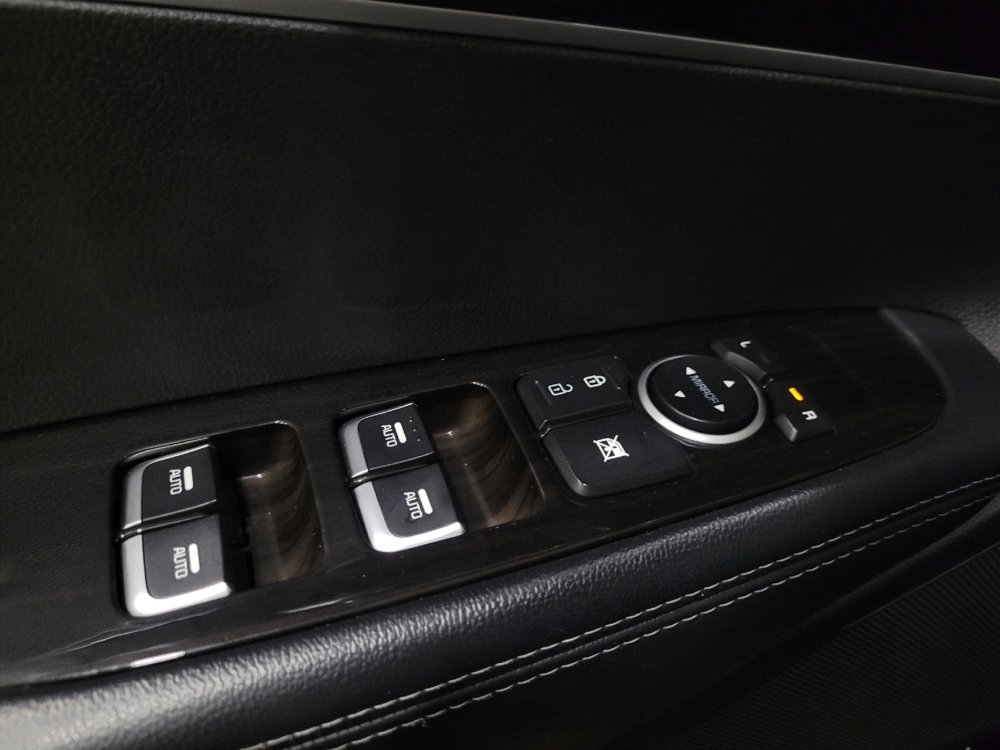 Used 2019 Kia Sorento AWD V6 image 27
