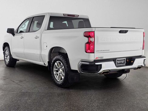 Used 2023 Chevrolet Silverado 1500 LT w/ Z71 Off-Road Package AWD/4WD image 5