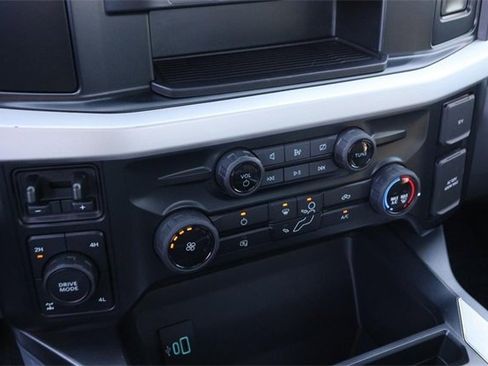 Certified 2023 Ford F250 XLT w/ FX4 Off-Road Package image 17