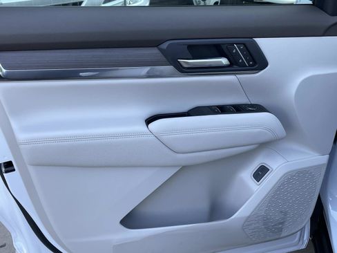 New 2026 GMC Terrain Denali image 20