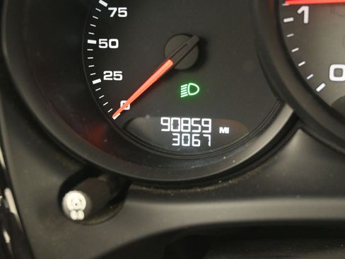 Used 2021 Porsche Macan S image 18