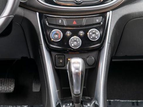 Used 2019 Chevrolet Trax Premier image 15