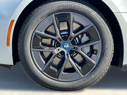 Used 2023 BMW i4 eDrive35 w/ Premium Package RWD image 12