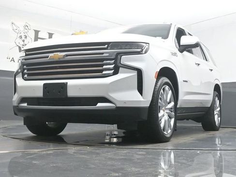 Used 2023 Chevrolet Tahoe High Country image 4