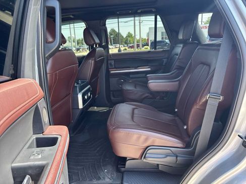 Used 2022 Ford Expedition Limited AWD/4WD image 26