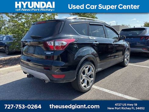 Used 2017 Ford Escape Titanium w/ Equipment Group 301A FWD image 3