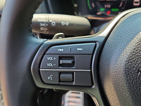 Used 2025 Honda Accord Sport image 23