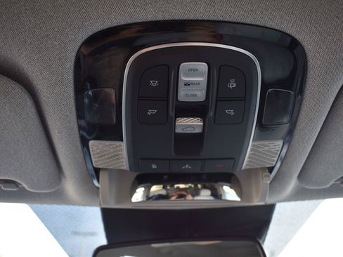 Used 2021 Hyundai Palisade Limited FWD image 44