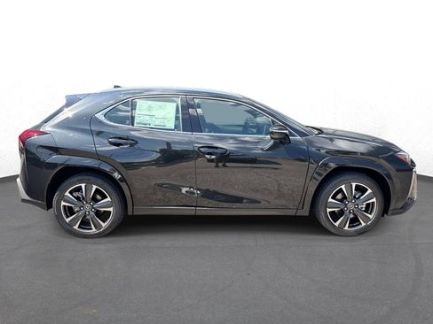 New 2026 Lexus UX 300h FWD image 2