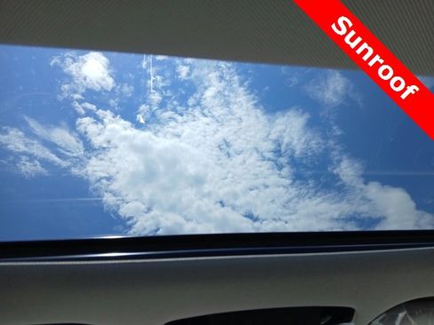 New 2025 Kia Sorento S w/ Panoramic Sunroof Package image 46
