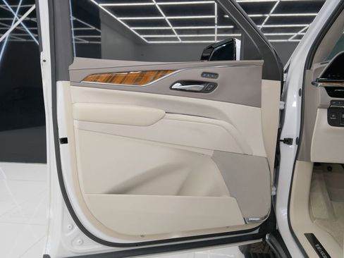 Used 2024 Cadillac Escalade Sport Platinum w/ LPO, ONYX Package image 72