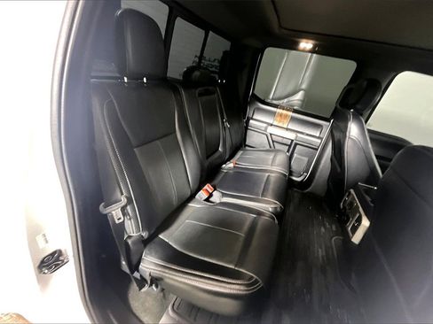 Certified 2019 Ford F150 Lariat w/ Equipment Group 502A Luxury image 23