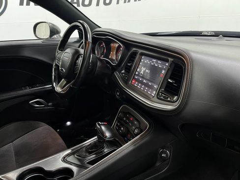 Used 2020 Dodge Challenger R/T Scat Pack image 15