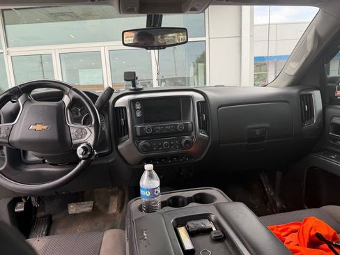 Used 2015 Chevrolet Silverado 2500 LT w/ LT Fleet Convenience Package AWD/4WD image 11