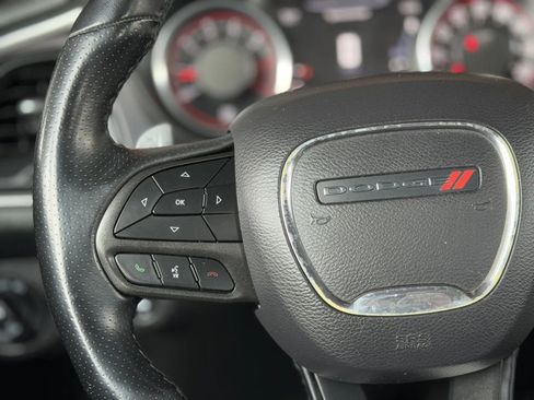 Used 2020 Dodge Challenger R/T image 19