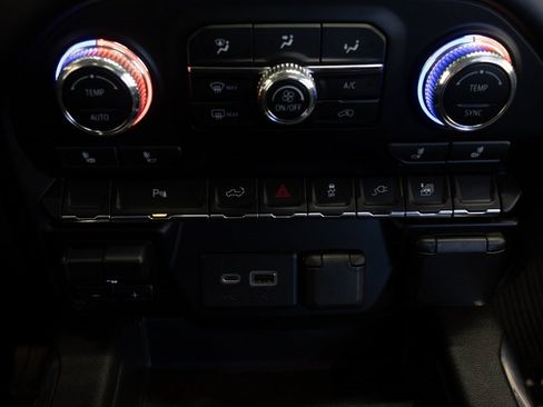 Used 2022 GMC Sierra 1500 Elevation w/ Preferred Package image 36