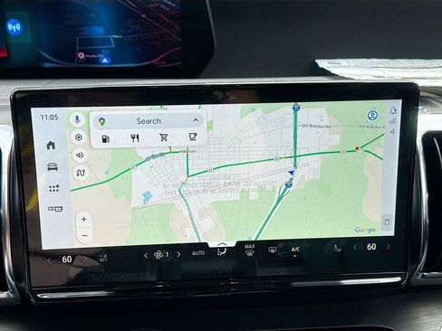 New 2025 Ford Expedition Max Platinum w/ Driver's Package image 19