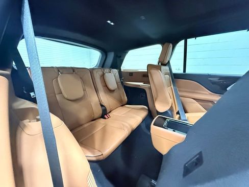 Used 2025 Lincoln Aviator Black Label image 52