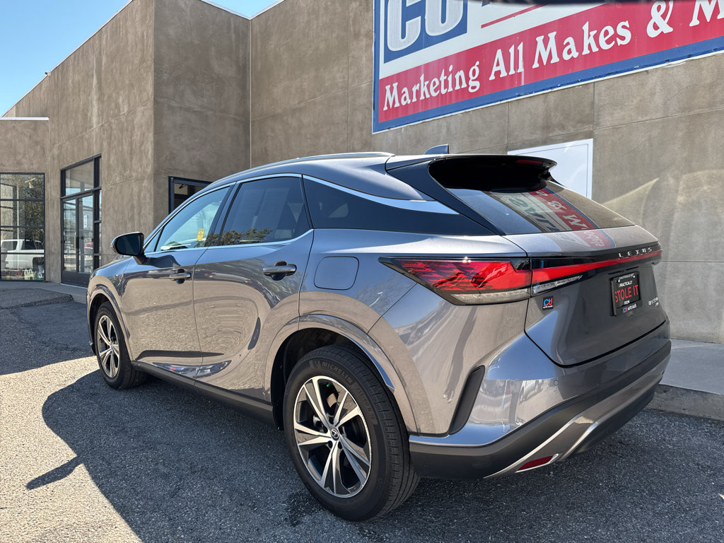 Used 2023 Lexus RX 350 Premium w/ Accessory Package AWD/4WD image 8