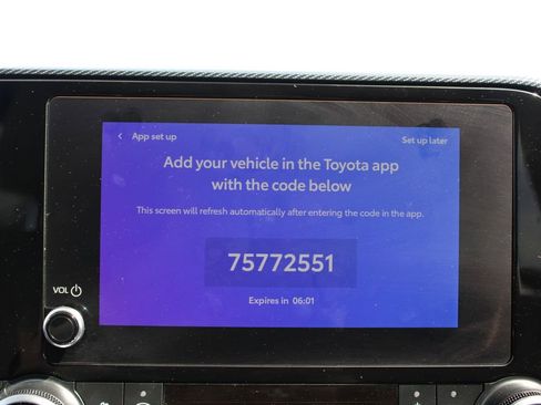 Used 2025 Toyota Highlander XSE image 35