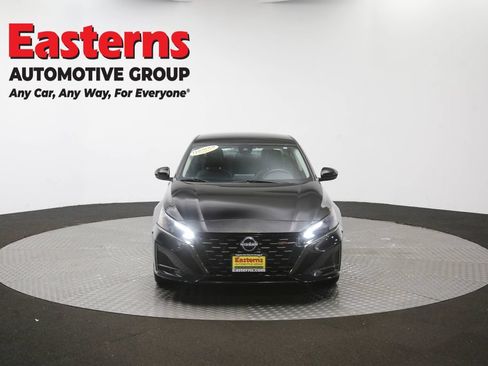 Used 2025 Nissan Altima 2.5 SR FWD image 48