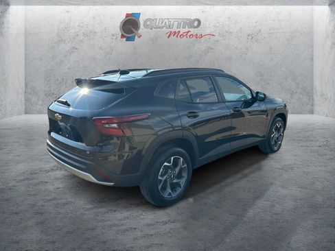 Used 2025 Chevrolet Trax LT w/ Driver Confidence Package FWD image 6