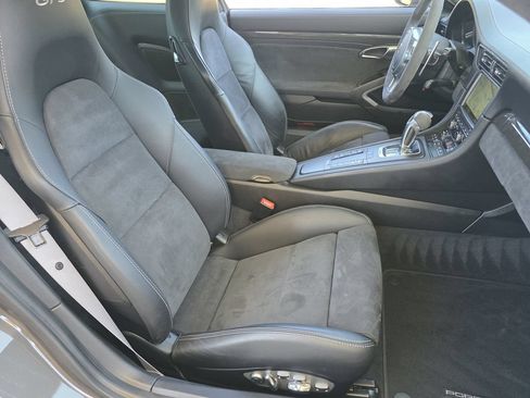 Used 2015 Porsche 911 GT3 RWD image 25