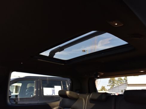 Used 2024 Jeep Wagoneer Series II w/ Convenience Group I image 30