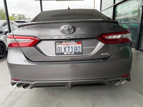 Used 2019 Toyota Camry XSE FWD image 13