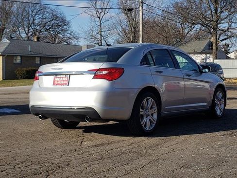 Used 2011 Chrysler 200 Touring w/ Cold Weather Group image 6