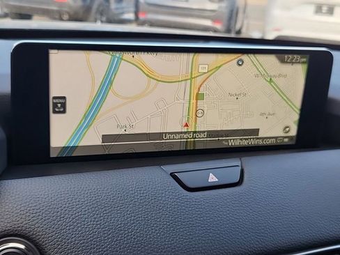 Certified 2025 MAZDA CX-90 Plug-In Hybrid w/Premium Sport image 22