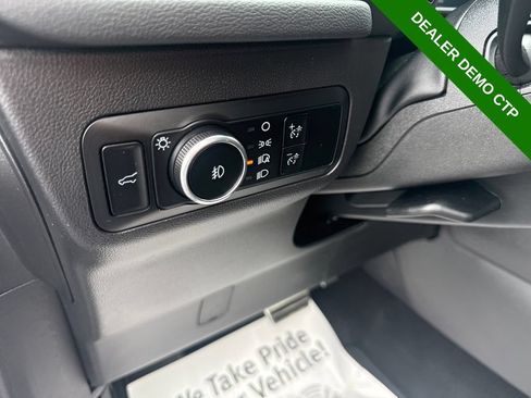 Used 2024 Ford Escape ST-Line Select w/ Tech Pack #2 AWD/4WD image 30