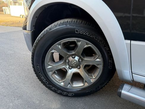Used 2014 RAM 1500 Laramie w/ Convenience Group image 55