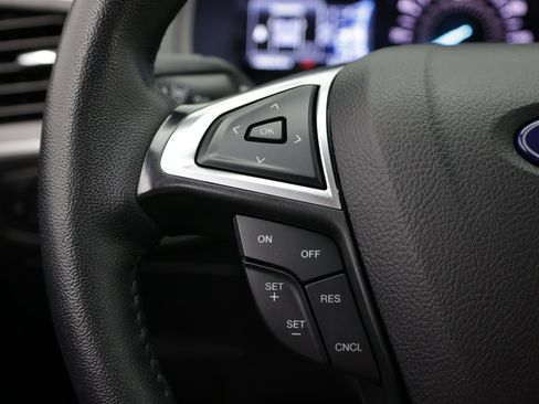 Used 2024 Ford Edge SEL AWD/4WD image 23
