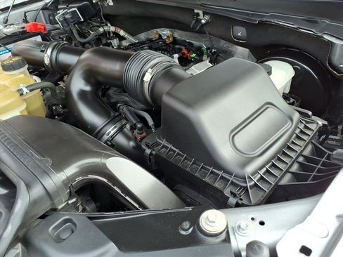 Used 2021 Ford Expedition Limited image 31