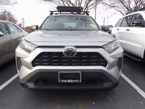 Certified 2022 Toyota RAV4 LE image 2
