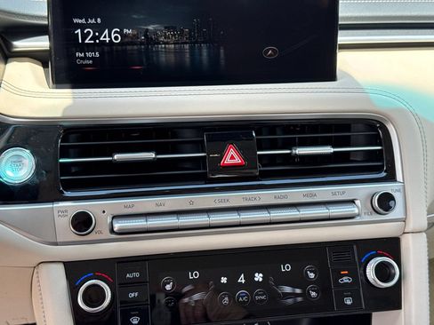 Used 2026 Genesis G70 2.5T Prestige RWD image 30