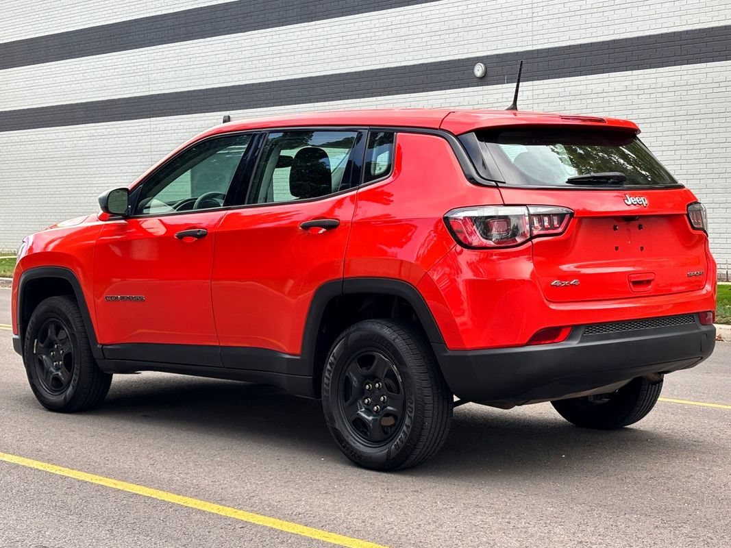 Used 2017 Jeep Compass Sport AWD/4WD image 3