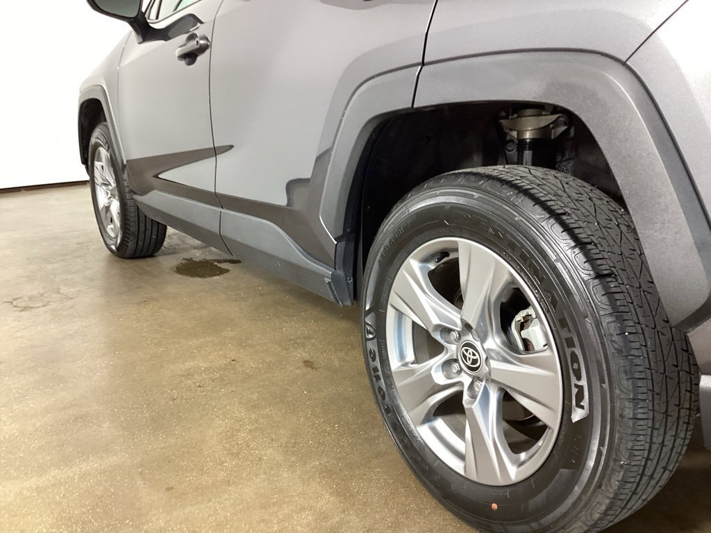 Used 2024 Toyota RAV4 XLE AWD/4WD image 15
