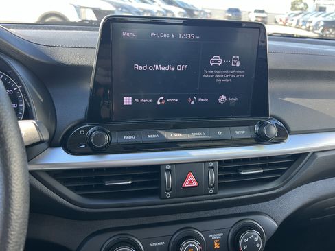 Certified 2023 Kia Forte LX image 31