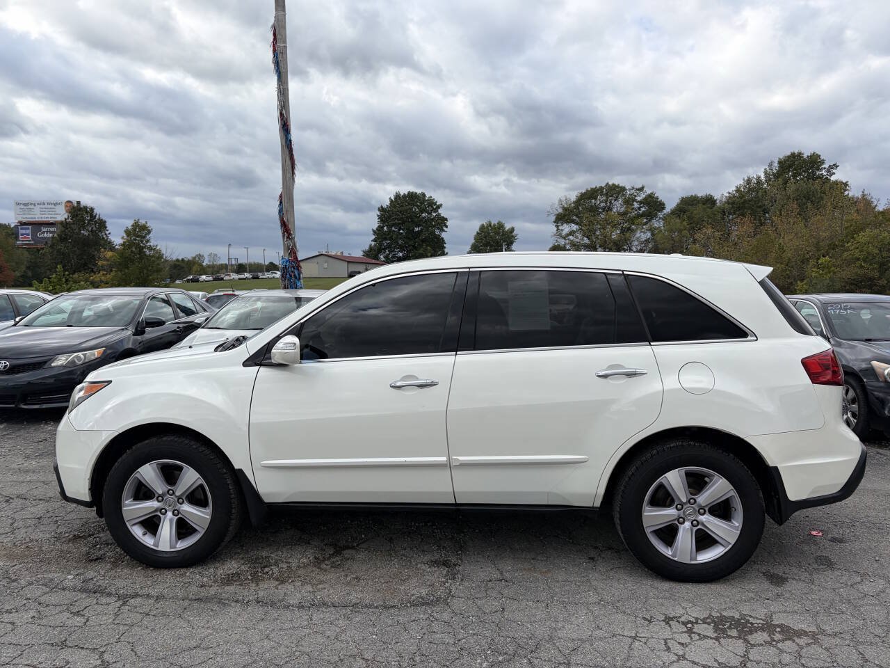 Used 2013 Acura MDX w/ Tech & Entertainment Pkg AWD/4WD image 3