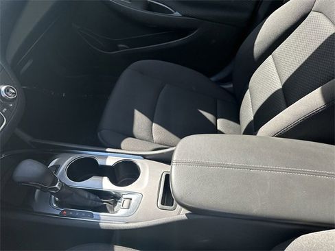 Used 2024 Chevrolet Malibu LT image 24