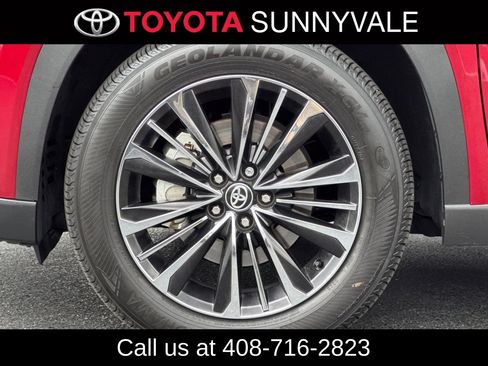 Used 2025 Toyota Grand Highlander AWD Hybrid image 13