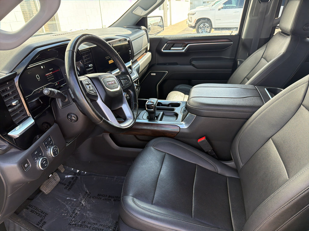 Used 2023 GMC Sierra 1500 SLT w/ SLT Premium Package AWD/4WD image 10