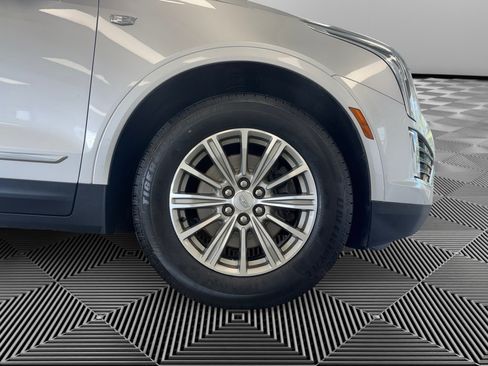 Used 2019 Cadillac XT5 Luxury AWD/4WD image 10