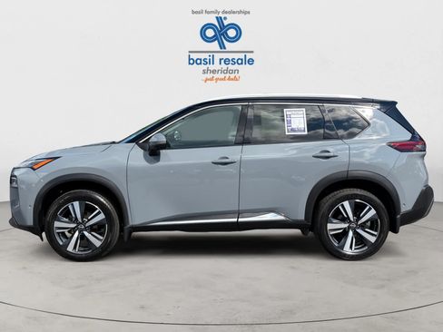 Used 2023 Nissan Rogue SL w/ SL Premium Package AWD/4WD image 3