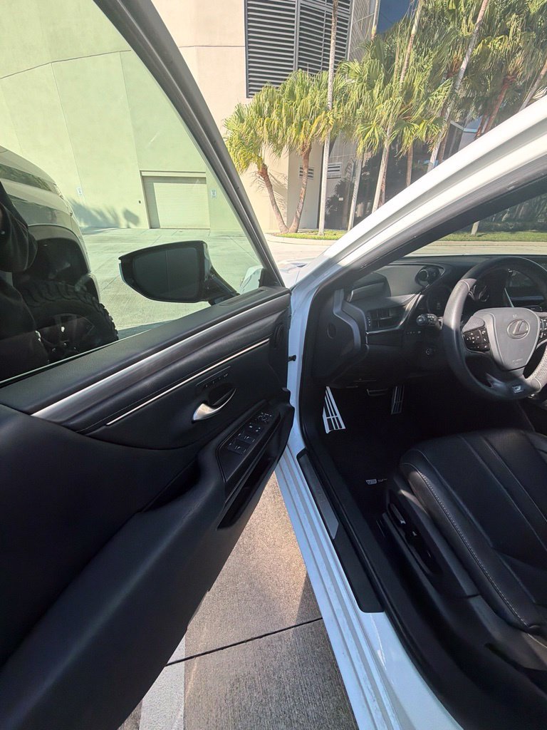 Used 2021 Lexus ES 350 F Sport w/ Accessory Package FWD image 4