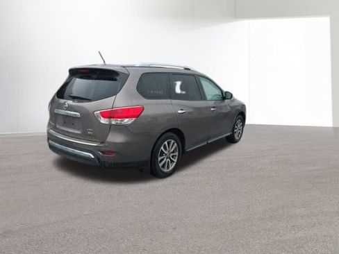 Used 2014 Nissan Pathfinder SV AWD/4WD image 15
