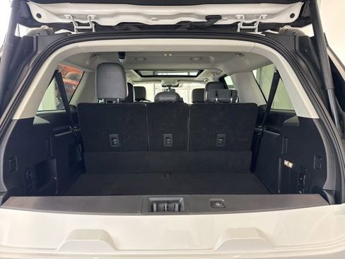Used 2025 Ford Expedition Max Active image 9