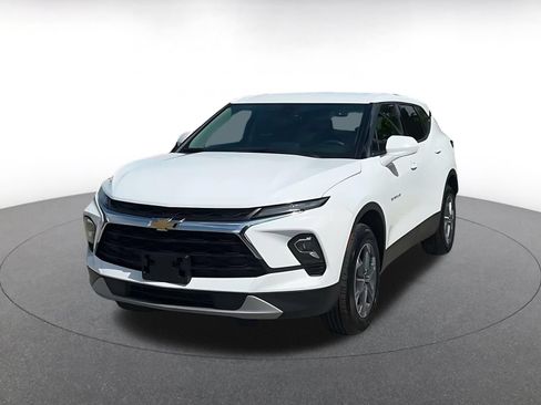 Used 2026 Chevrolet Blazer LT AWD/4WD image 6